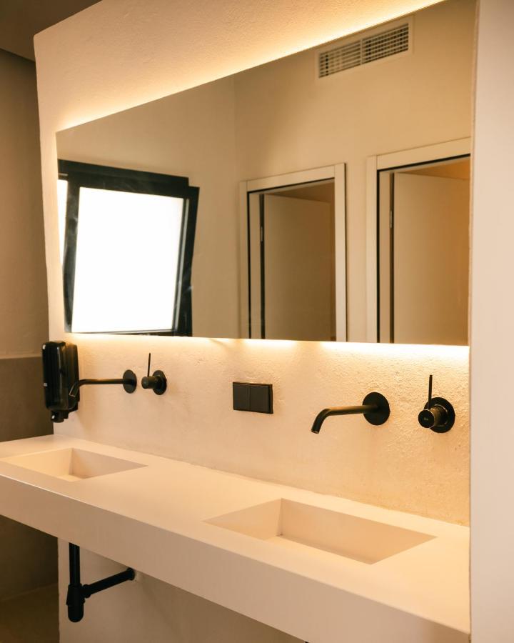 Holacamp Sitges Fun Hotel Ngoại thất bức ảnh