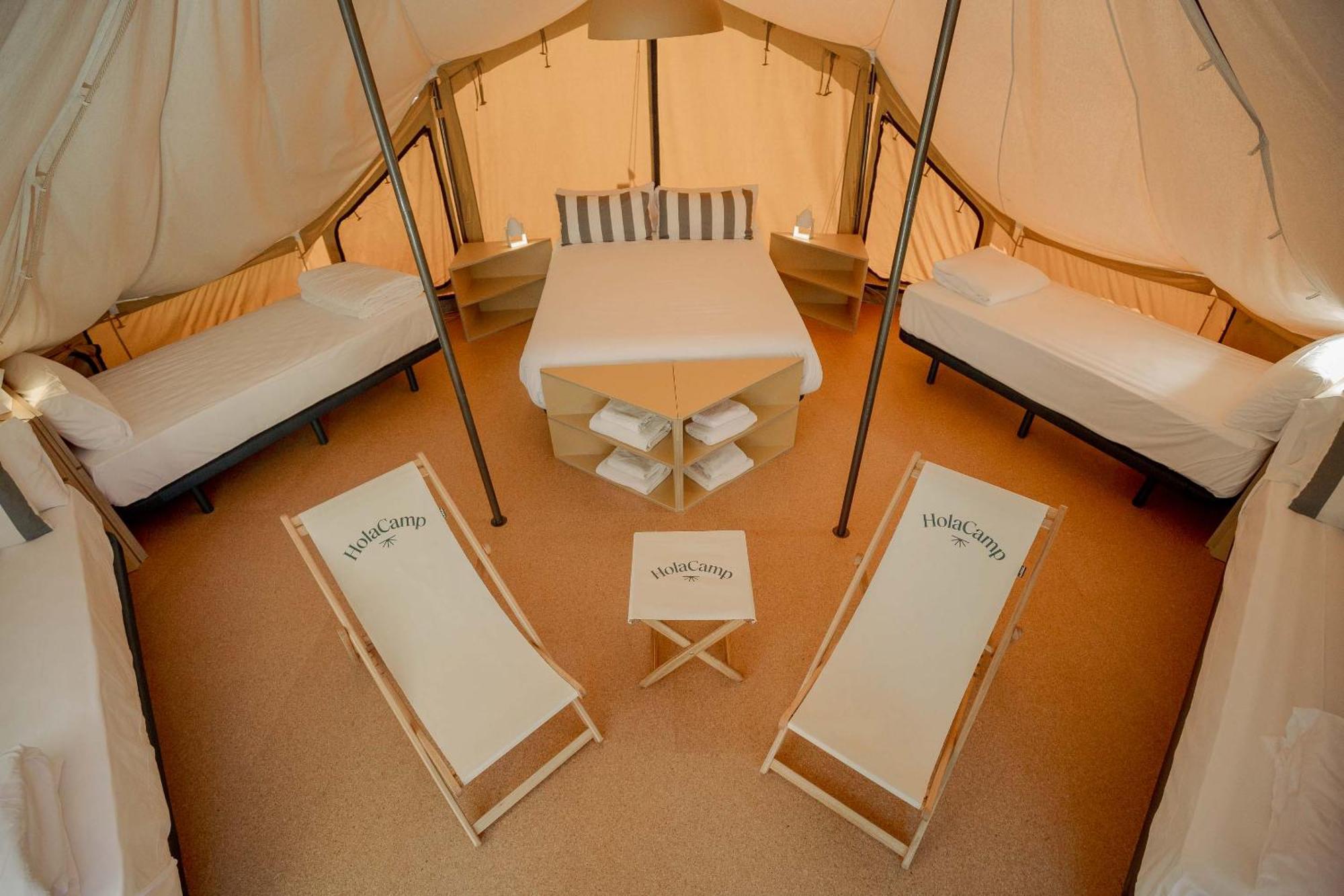 Holacamp Sitges Fun Hotel Ngoại thất bức ảnh