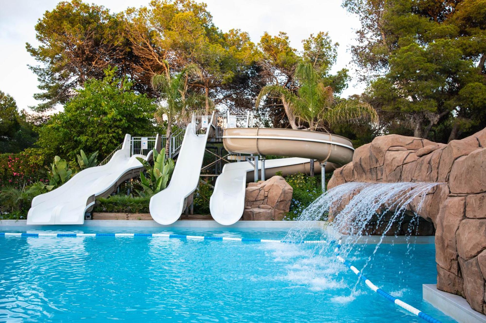 Holacamp Sitges Fun Hotel Ngoại thất bức ảnh